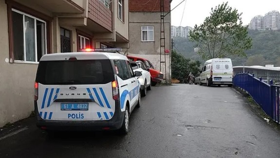 Borç anlaşmazlığı kanlı bitti: 3 akrabasına ateş açtı!